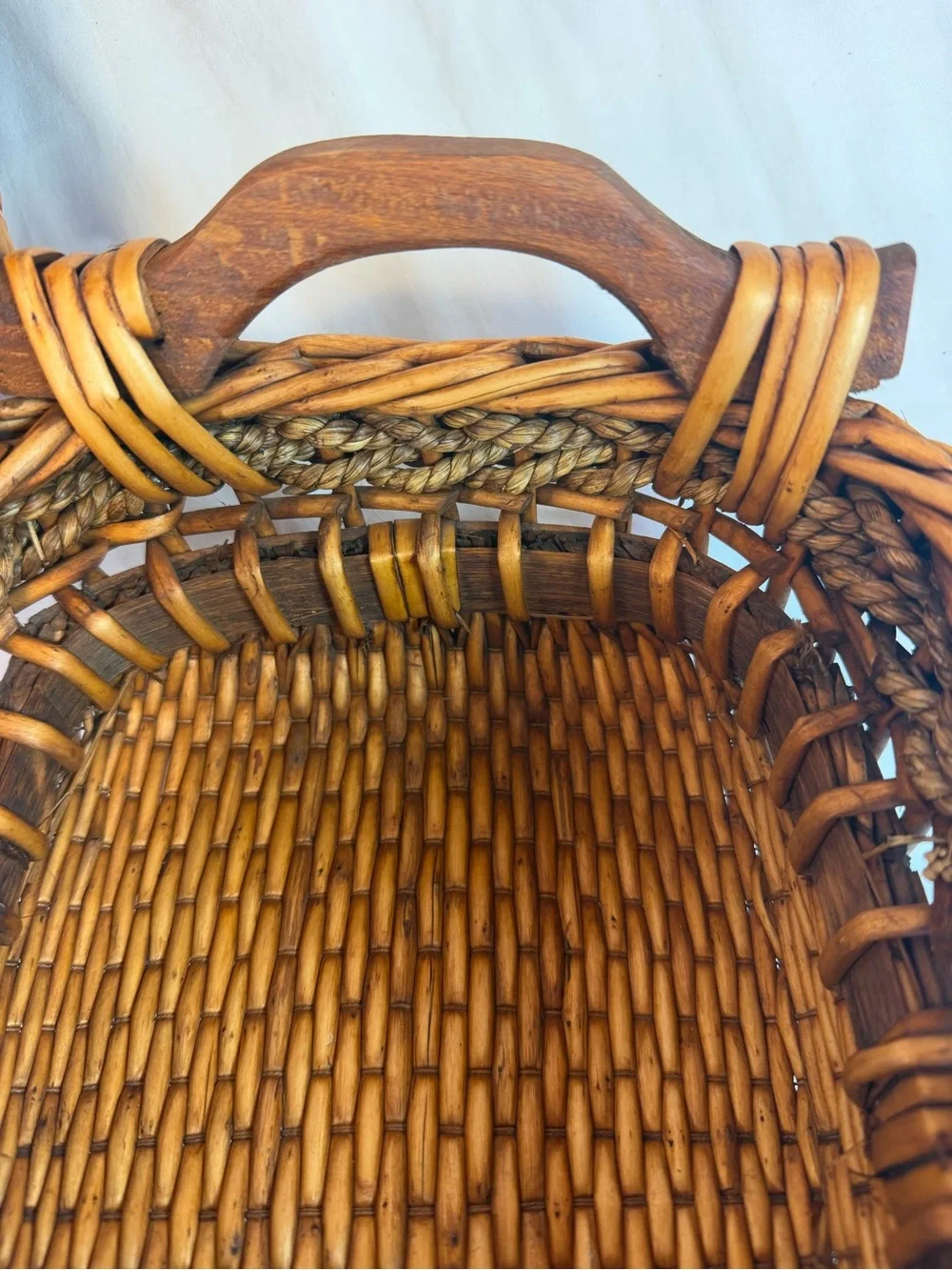 Vintage Wicker Rattan Nesting Baskets Set of 3 Wood Handles Braided Trim Cottage